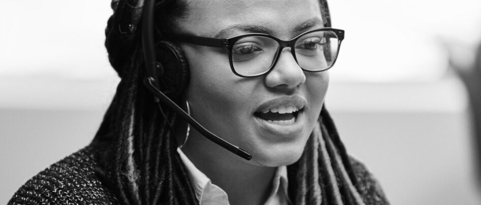 OnStar Safety Services representative on the phone