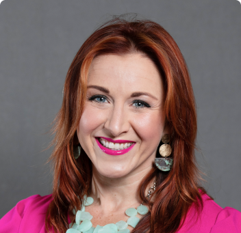 Headshot of Jessi Gross