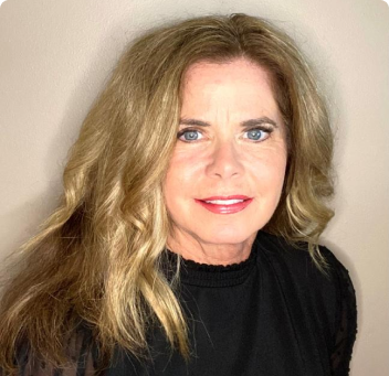 Headshot of MinDee Richey